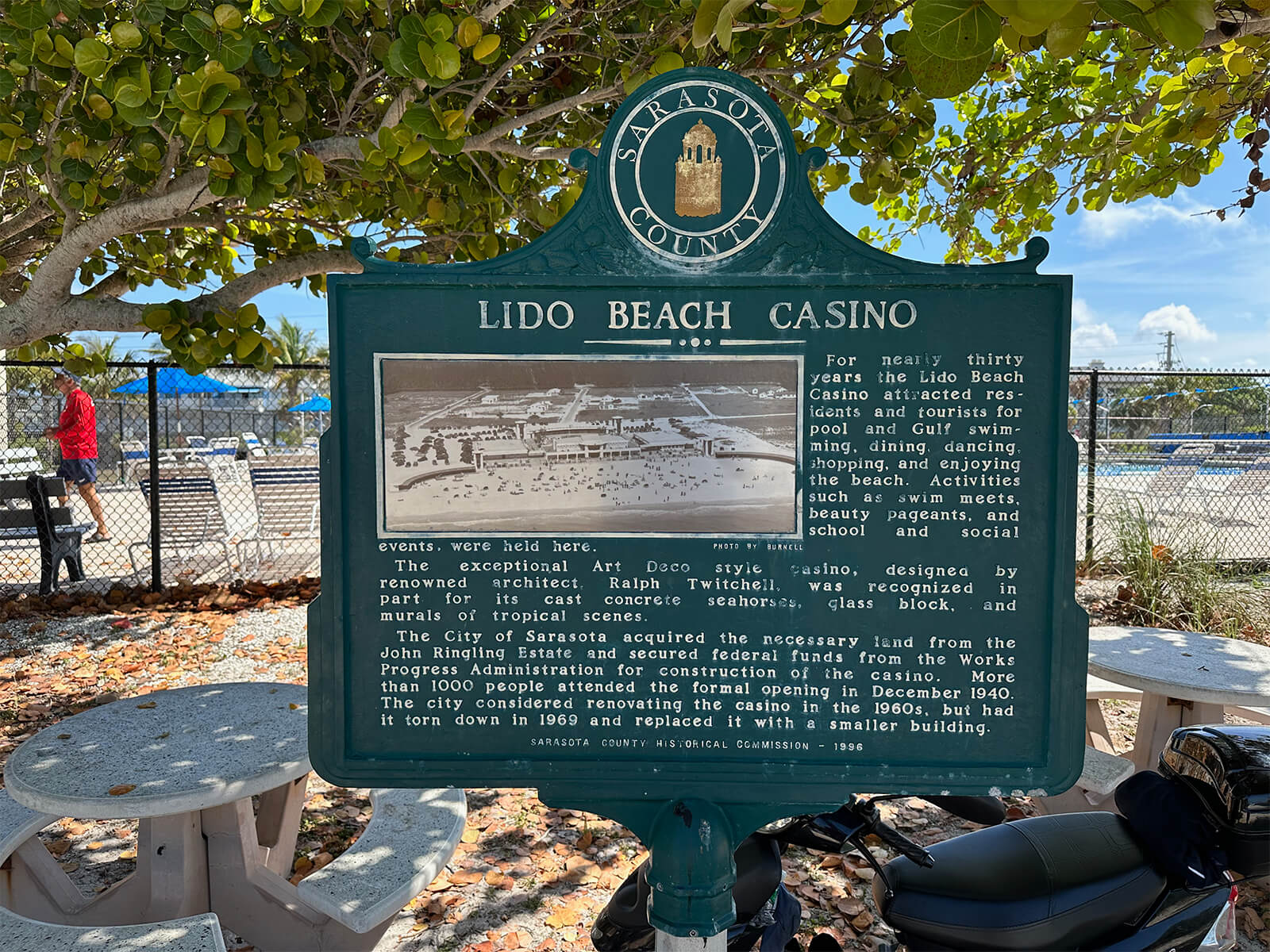 Lido Beach Pool & Pavilion gallery image
