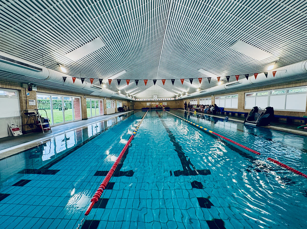 Middleton Pool Newport Pagnell gallery image