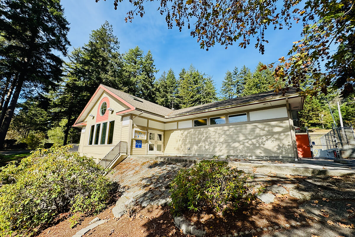 Mingus Park Pool gallery image