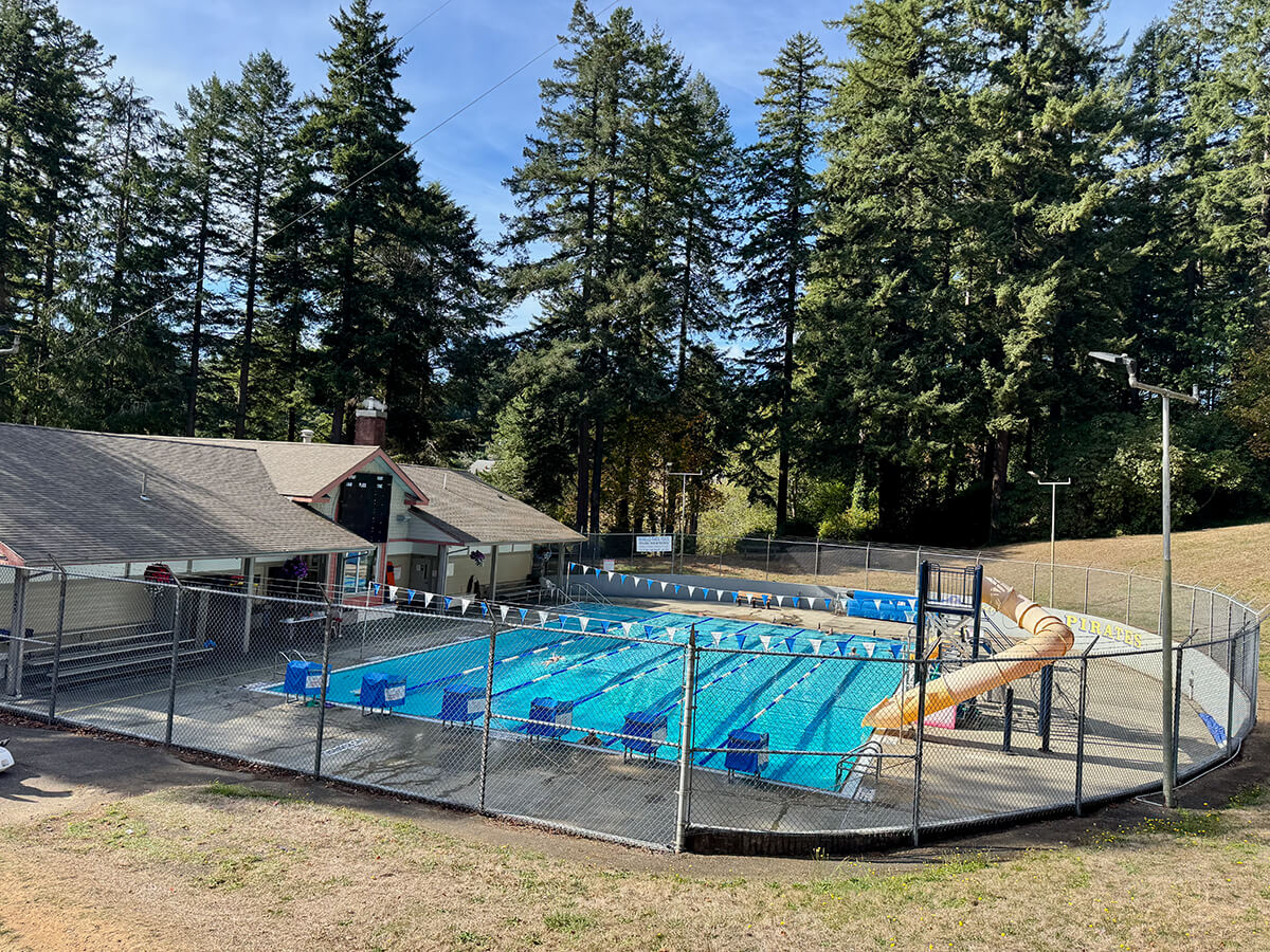 Mingus Park Pool gallery image