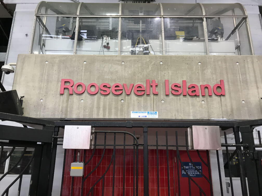 Roosevelt Island, Sportspark Swim Center gallery image
