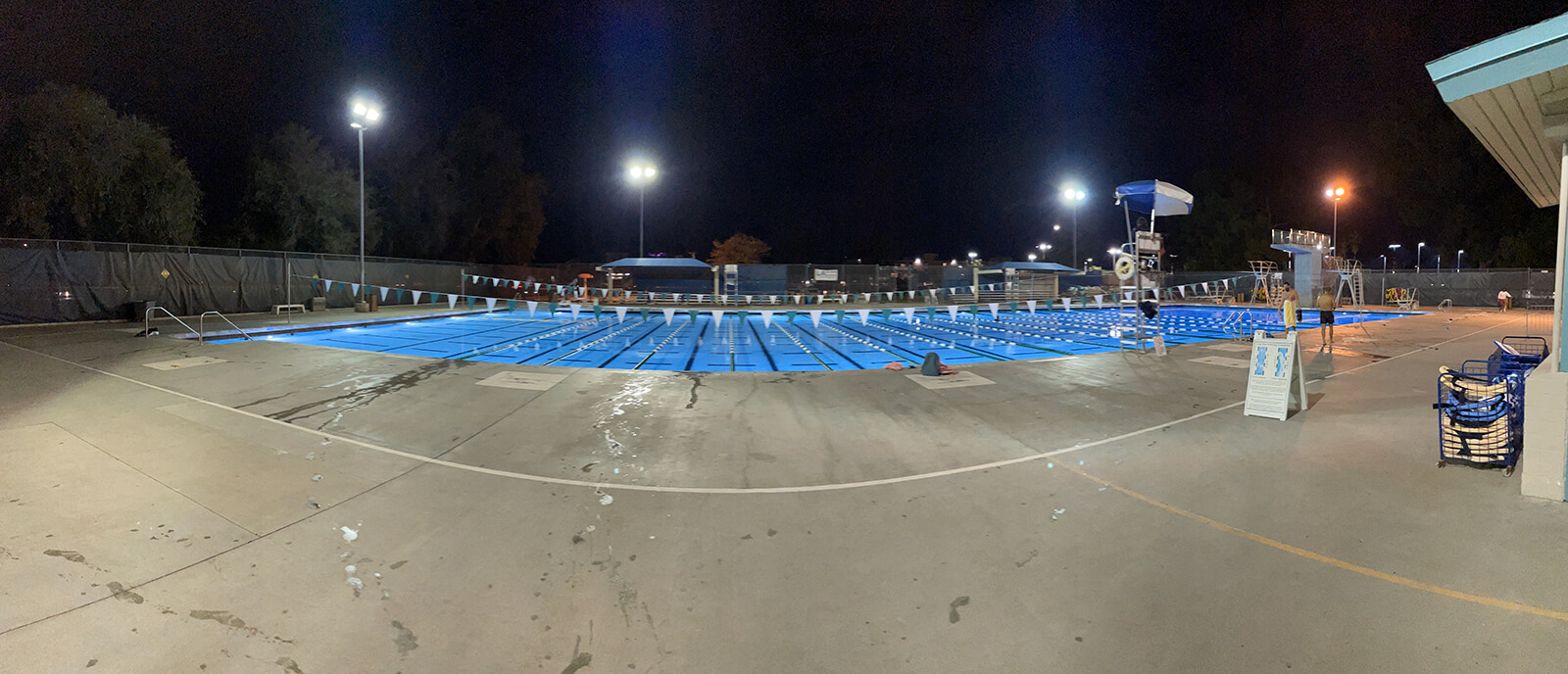 Van Nuys / Sherman Oaks Aquatic Center pool photo
